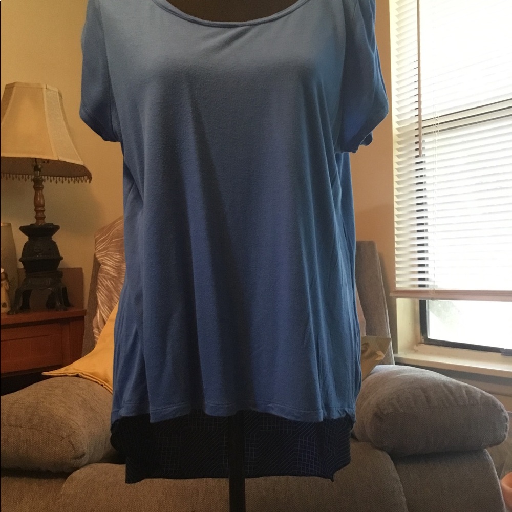 Top with silk undershirt - Picture 2 of 4
